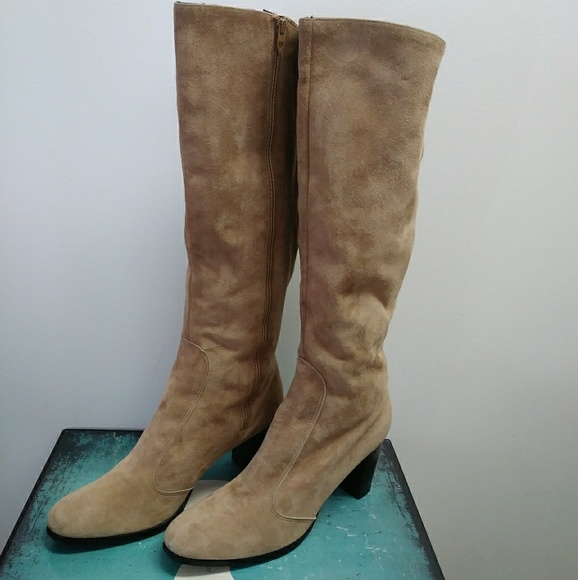 Golo Boots Shoes - Vintage Taupe genuine suede Golo Boots EUC sz 9